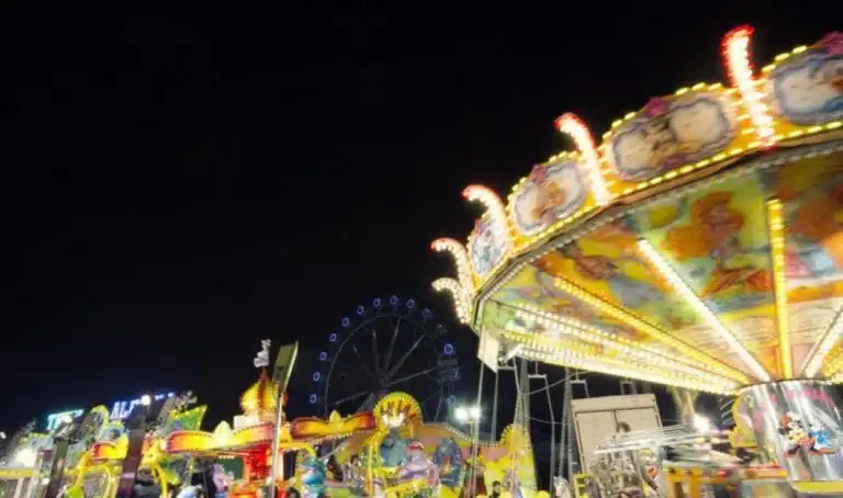 Feria de Atracciones de Navidad Valencia en navidad con niños.