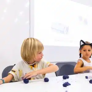 Plastiformas luminosas
