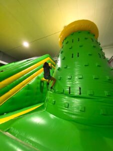 CELEBRA TU CUMPLE CON TUS AMIGOS EN FUN PARK Y SERÁ UN DÍA INOLVIDABLE