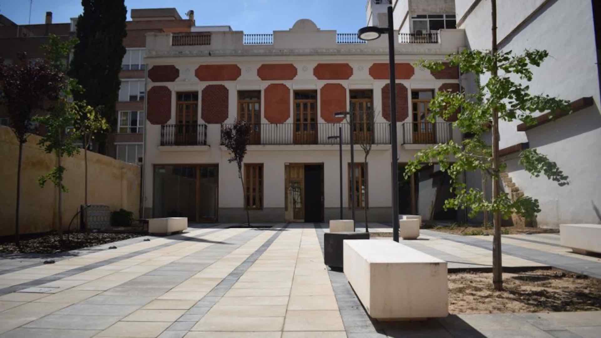 CENTRO CULTURAL MUNICIPAL CHALET ABEN AL ABBAR